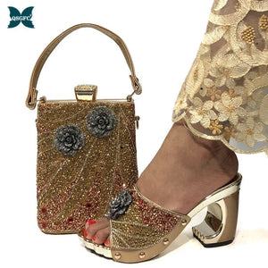 QSGFC New Arrival Fashionable Italian Shoes and Bag Sets Silver Color Women&#39;s Wedding Special Appliques for African Lady Sandals