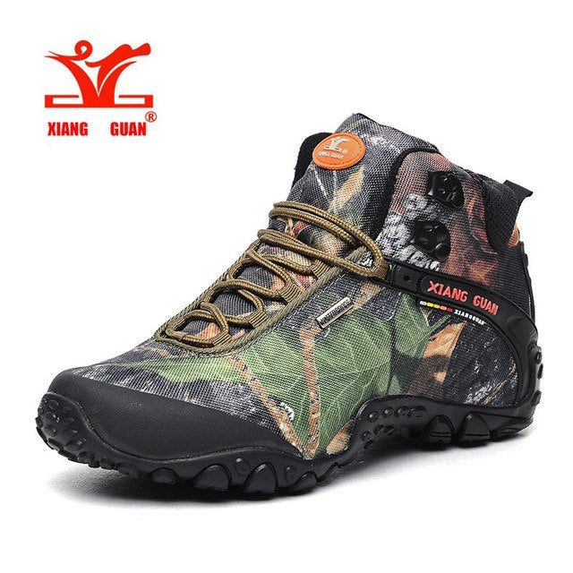 Waterproof canvas hiking boots